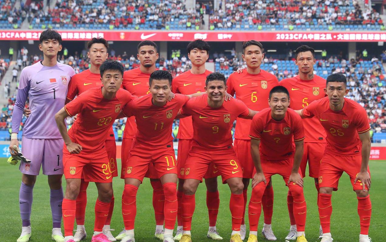 中国国家足球队直播的相关图片