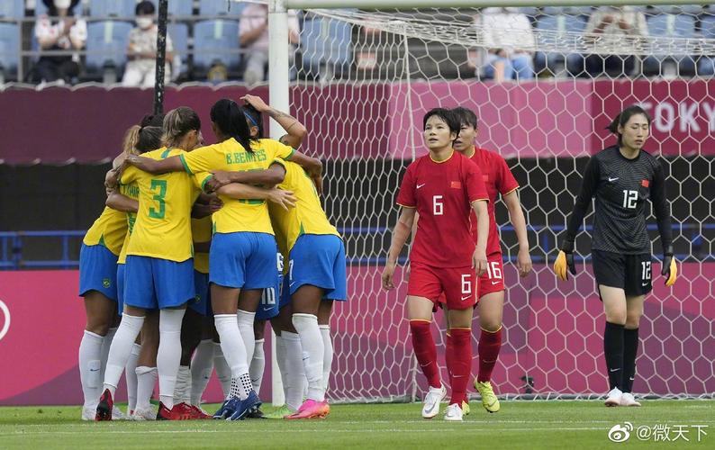中国女足对巴西女足现场直播的相关图片